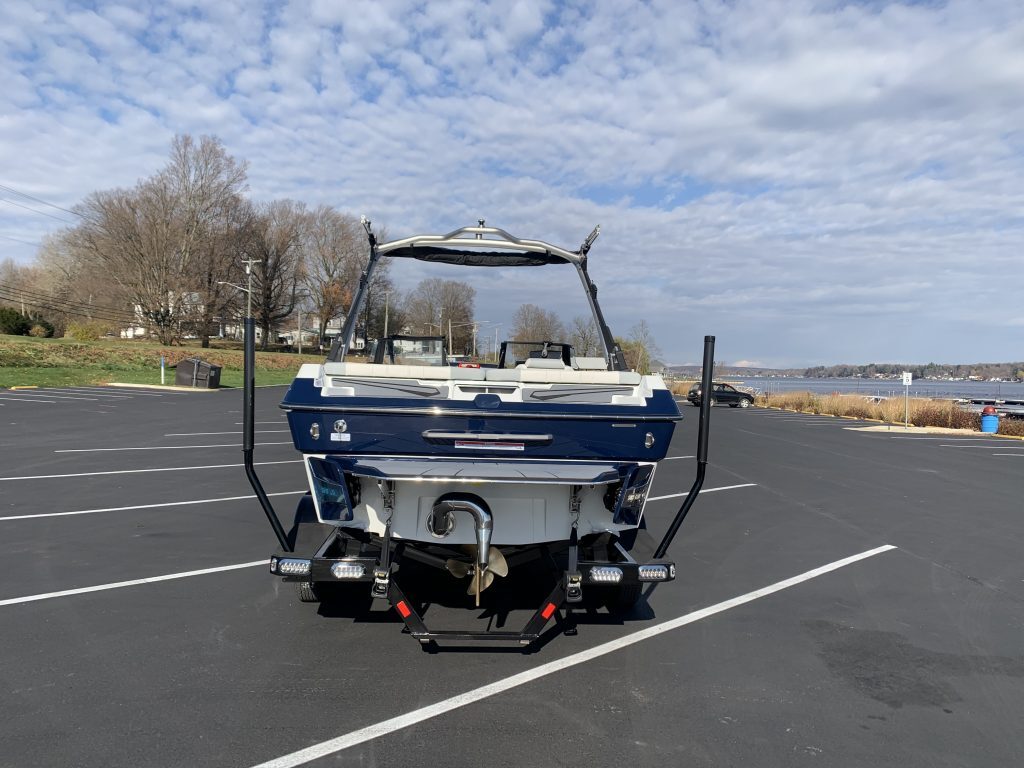 New 2024 Malibu LxR Lxr For Sale in Conneaut Lake, PA 5030386283