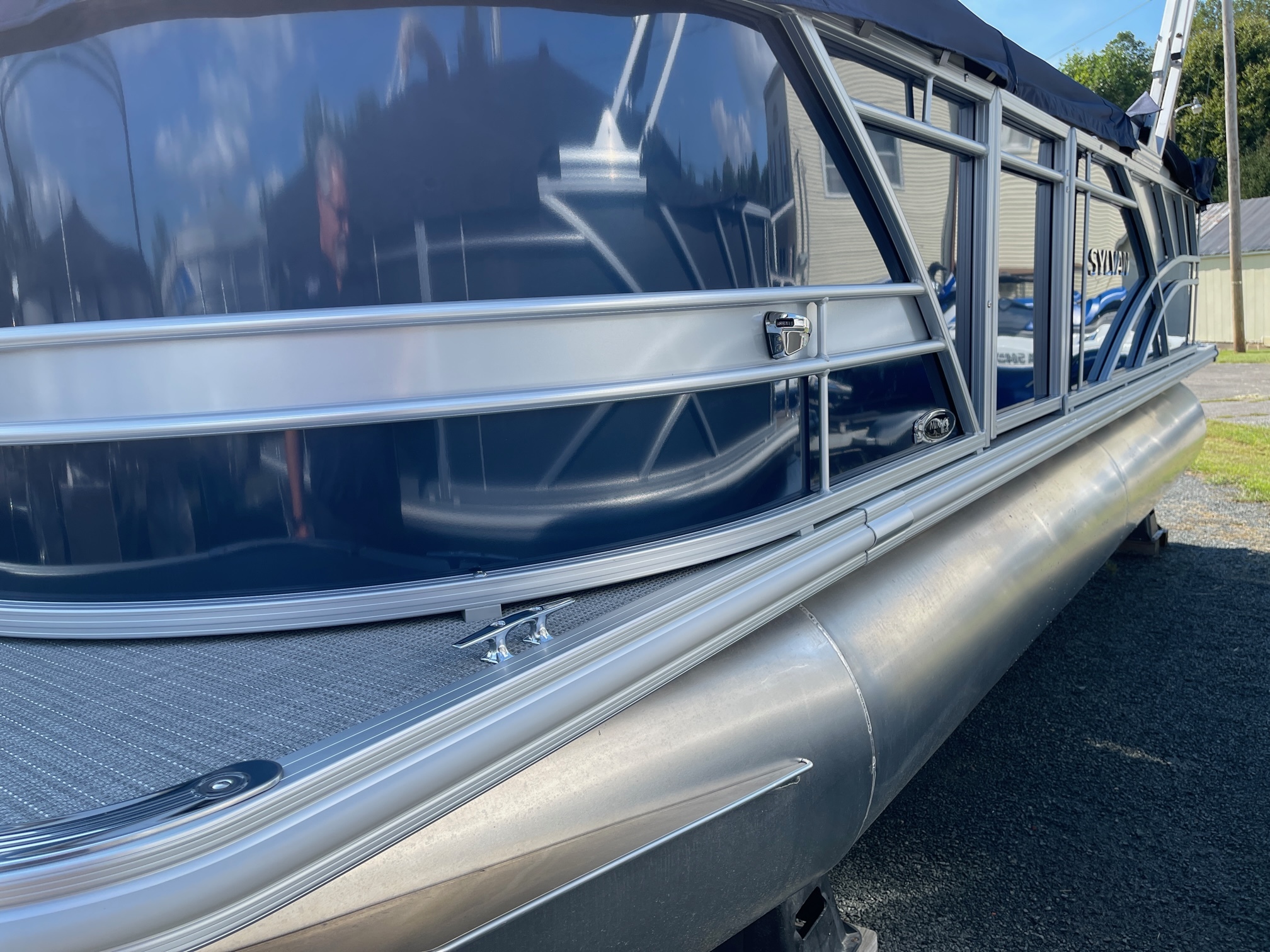 New 2024 Sylvan 8520 8520LZ For Sale in Penhook, VA 5026859673
