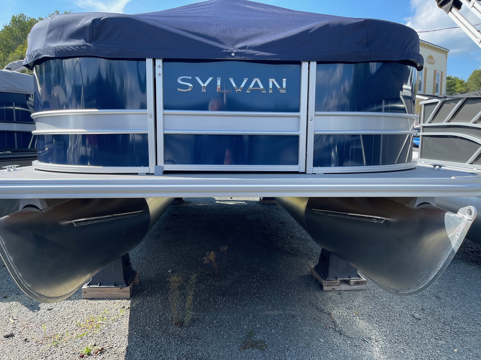 New 2024 Sylvan 8520 8520LZ For Sale in Penhook, VA 5026859673